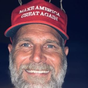 Meet your Posher, Derek